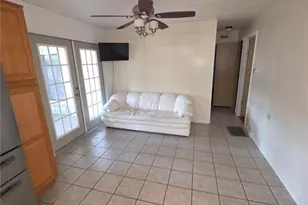 8071 Highpoint Blvd, Brooksville, FL 34613 - Photo 6