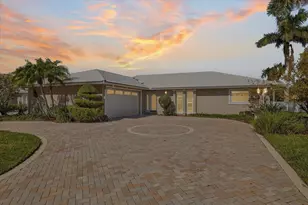 3315 Seaway Dr, New Port Richey, FL 34652 - Photo 14