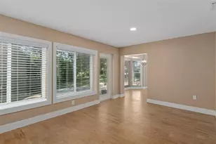 3015 Saw Mill Ln, Spring Hill, FL 34606 - Photo 18