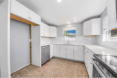 414 88th Avenue, Saint Pete Beach, FL 33706 - Photo 12