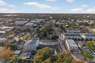 312 E Orange St, Tarpon Springs, FL 34689 - Photo 58