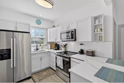 312 E Orange Street #B, Tarpon Springs, FL 34689 - Photo 52