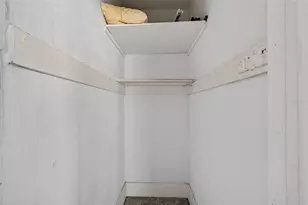 312 E Orange St, Tarpon Springs, FL 34689 - Photo 32