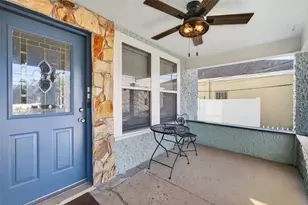 312 E Orange St, Tarpon Springs, FL 34689 - Photo 10