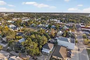 312 E Orange St, Tarpon Springs, FL 34689 - Photo 82