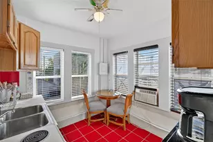 312 E Orange St, Tarpon Springs, FL 34689 - Photo 20