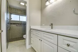 809 Whitcomb Blvd, Tarpon Springs, FL 34689 - Photo 20