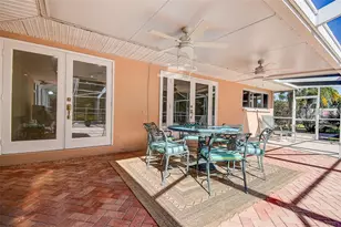 809 Whitcomb Blvd, Tarpon Springs, FL 34689 - Photo 22