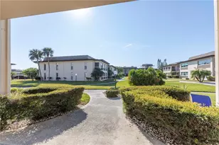 4726 Marine Pkwy, New Port Richey, FL 34652 - Photo 22