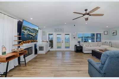 8211 Hayward Lane, Port Richey, FL 34668 - Photo 14