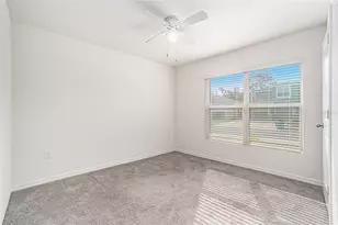 3900 Autumn Amber Dr, Spring Hill, FL 34609 - Photo 12