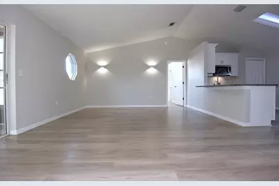 8031 Gabriel Drive, Port Richey, FL 34668 - Photo 6