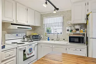 7429 Morelli Ave, Brooksville, FL 34613 - Photo 16