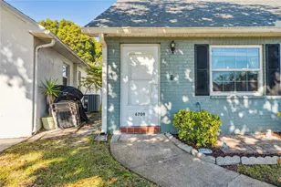 6709 Timbercove Ln, New Port Richey, FL 34653 - Photo 2