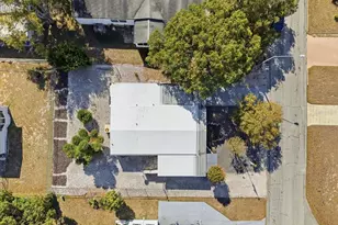 8006 Montrose Ave, Brooksville, FL 34613 - Photo 6