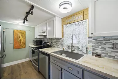 8006 Montrose Avenue, Brooksville, FL 34613 - Photo 18