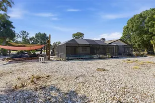8123 River Country Dr, Weeki Wachee, FL 34607 - Photo 8