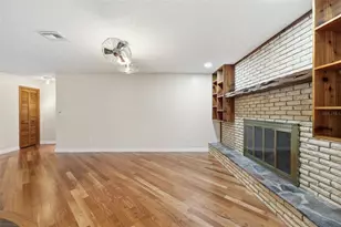 8123 River Country Dr, Weeki Wachee, FL 34607 - Photo 32