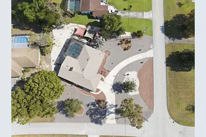 8123 River Country Drive, Weeki Wachee, FL 34607 - Photo 16