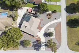 8123 River Country Dr, Weeki Wachee, FL 34607 - Photo 16