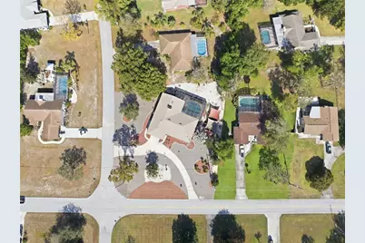 8123 River Country Drive, Weeki Wachee, FL 34607 - Photo 18