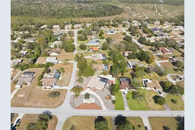 8123 River Country Drive, Weeki Wachee, FL 34607 - Photo 18