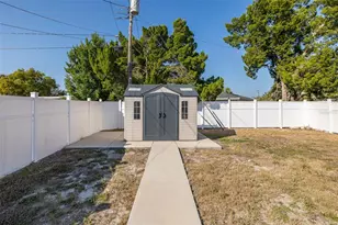 10619 Agate Ct, Port Richey, FL 34668 - Photo 10