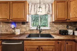 11185 Cleever St, Weeki Wachee, FL 34614 - Photo 12