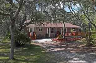 11185 Cleever St, Weeki Wachee, FL 34614 - Photo 2
