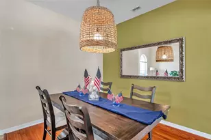 11144 Oyster Bay Cir, New Port Richey, FL 34654 - Photo 10