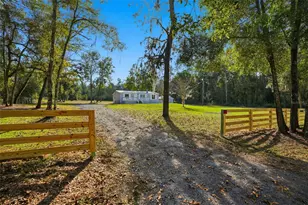 27080 Hiawatha Blvd, Brooksville, FL 34601 - Photo 2