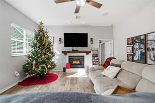 12131 Buckingham Way, Spring Hill, FL 34609 - Photo 2