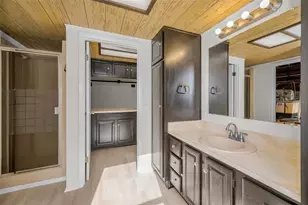 10639 Lakeview Dr, New Port Richey, FL 34654 - Photo 24