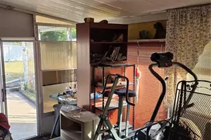 9310 Kiowa Dr, New Port Richey, FL 34654 - Photo 8