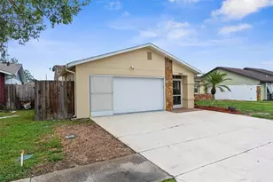 11422 Fox Run, Port Richey, FL 34668 - Photo 2
