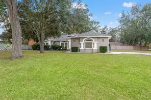 542 Fairbanks Rd, Spring Hill, FL 34608 - Photo 4