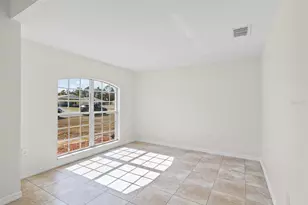 11217 Kangley Ln, Spring Hill, FL 34608 - Photo 10