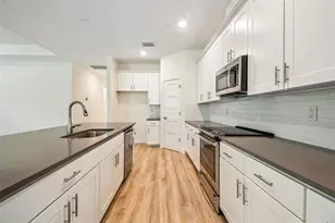 11347 Striped Bass Ct, New Port Richey, FL 34654 - Photo 8