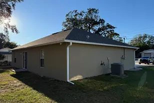 2156 Deltona Blvd, Spring Hill, FL 34606 - Photo 4