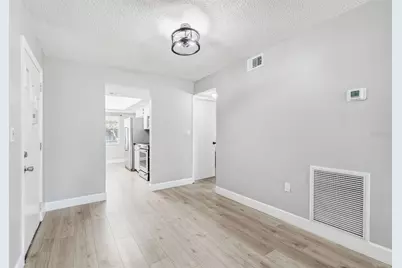 7560 92nd Street #104B, Seminole, FL 33777 - Photo 10