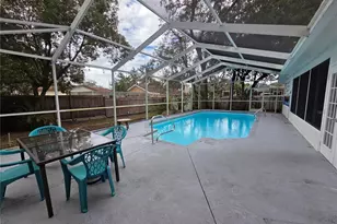7605 Landmark Dr, Spring Hill, FL 34606 - Photo 14