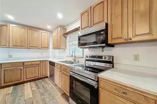 9421 Sunshine Grove Rd, Brooksville, FL 34613 - Photo 14