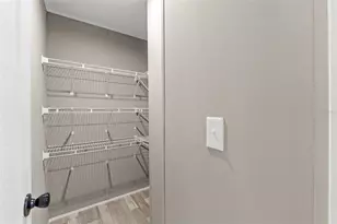 14235 Hurricane Dr, Weeki Wachee, FL 34614 - Photo 22