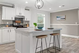 14235 Hurricane Dr, Weeki Wachee, FL 34614 - Photo 16