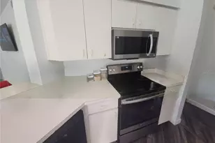 11307 Jim Ct, Riverview, FL 33569 - Photo 10