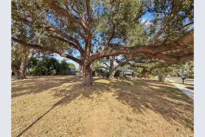 1406 S Lake Avenue, Clearwater, FL 33756 - Photo 4