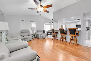 7099 Pond View Ct, Spring Hill, FL 34606 - Photo 18