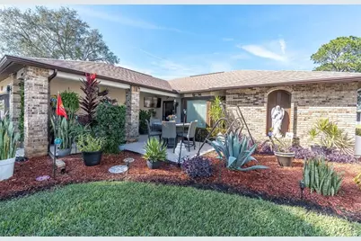 7099 Pond View Court, Spring Hill, FL 34606 - Photo 4