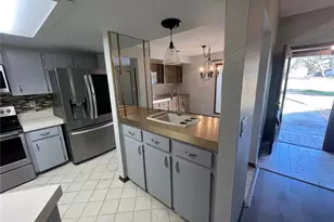 5375 Patricia Pl, Weeki Wachee, FL 34607 - Photo 24