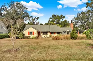 130 North Ave W, Brooksville, FL 34601 - Photo 1